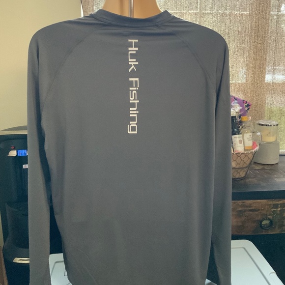 Huk Performance Fishing Vented Long Sleeve XL and 2XL - Picture 2 of 2
